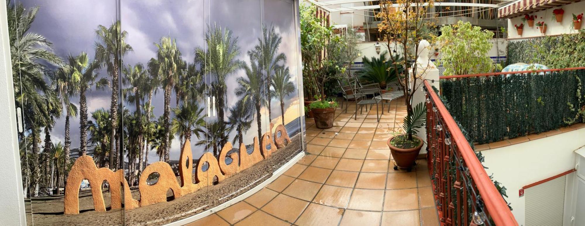 Maravilloso Apartamento Centrico De 70M2, Jardin Propio 40M2 Con Piscina Para Ninos Y Parking Opcional مالقة المظهر الخارجي الصورة